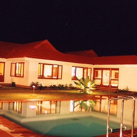 Hotel Silver Crest Теккаді Екстер'єр фото